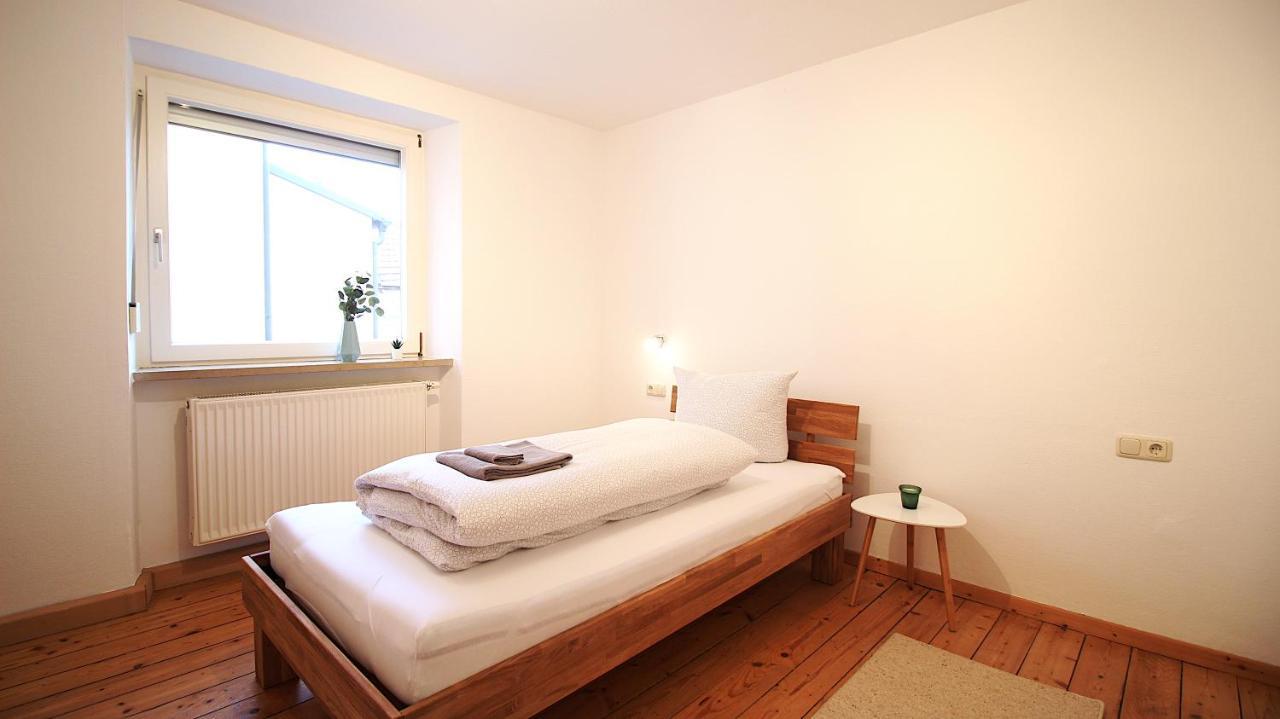 Ferienwohnung Am Wasserschloss 1-3 Ochsenfurt Exteriör bild