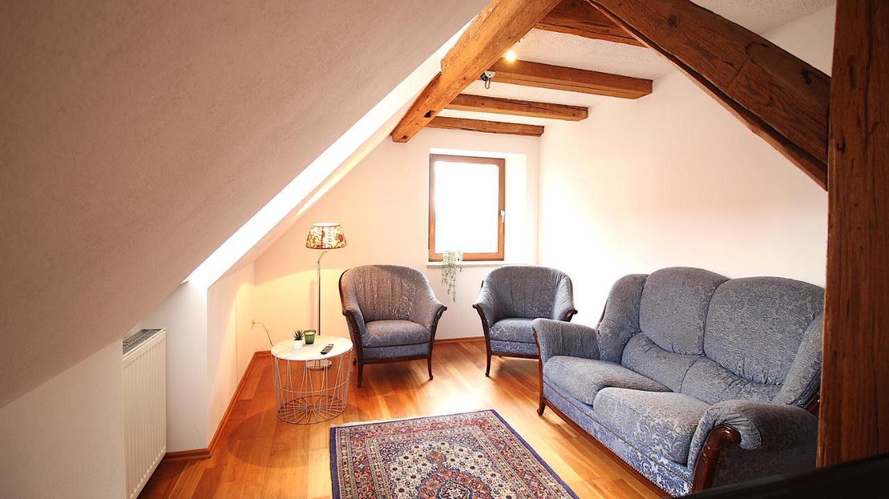 Ferienwohnung Am Wasserschloss 1-3 Ochsenfurt Exteriör bild