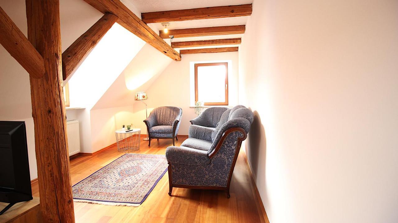 Ferienwohnung Am Wasserschloss 1-3 Ochsenfurt Exteriör bild