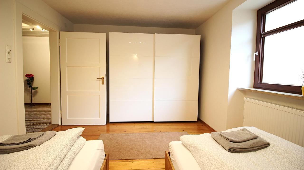 Ferienwohnung Am Wasserschloss 1-3 Ochsenfurt Exteriör bild
